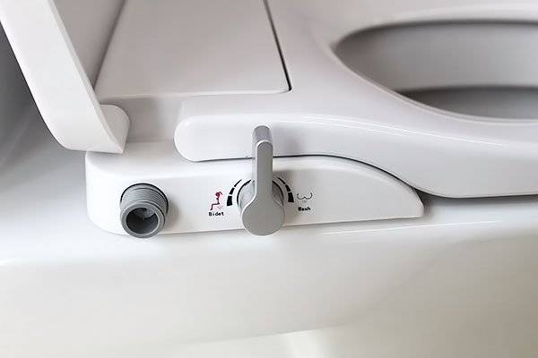 Những mẫu nắp bồn cầu tự rửa cơ INAX giá rẻ