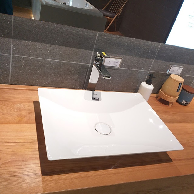 Cách chọn lavabo Inax phù hợp và giữ lớp men sáng bóng như mới