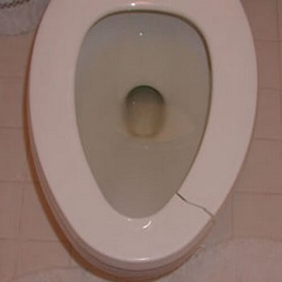 TÁC HẠI KHI SỬ DỤNG BỒN CẦU CAESAR KÉM CHẤT LƯỢNG