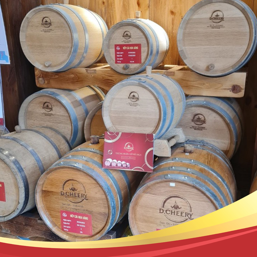 Thùng gỗ sồi ngâm ủ rượu tại Việt Nam