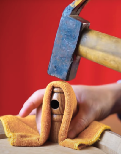 Lót khăn trước khi đóng van
