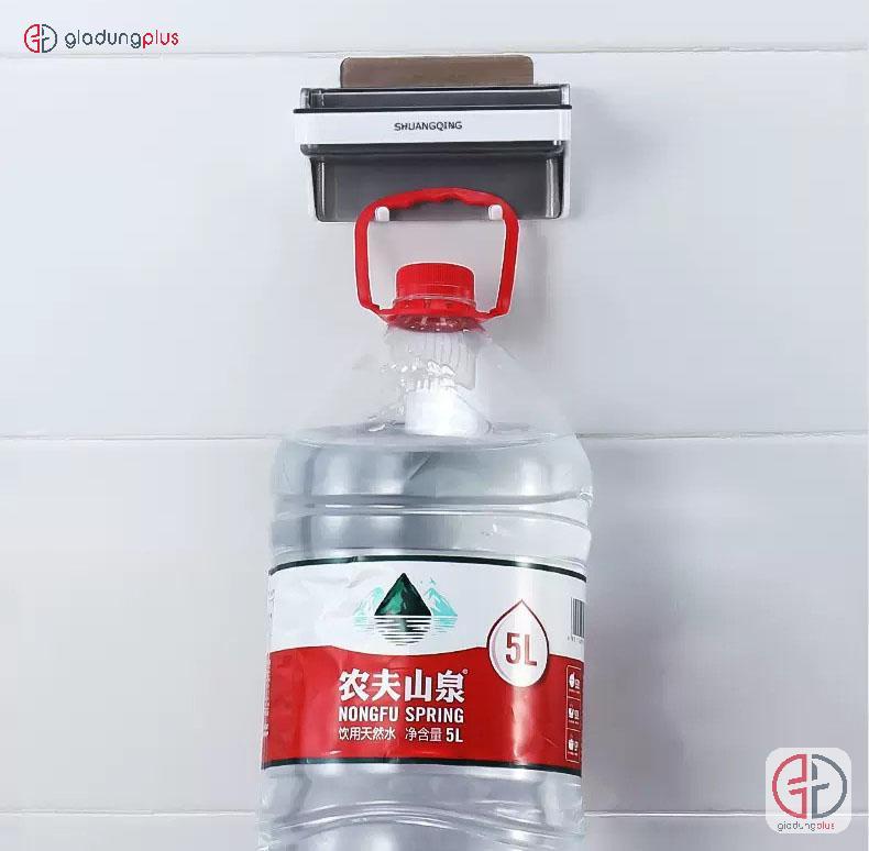 Trọng lượng của Kệ đựng xà bông dán tường ShuangQing có thể chịu lên tới 10kg - 15kg