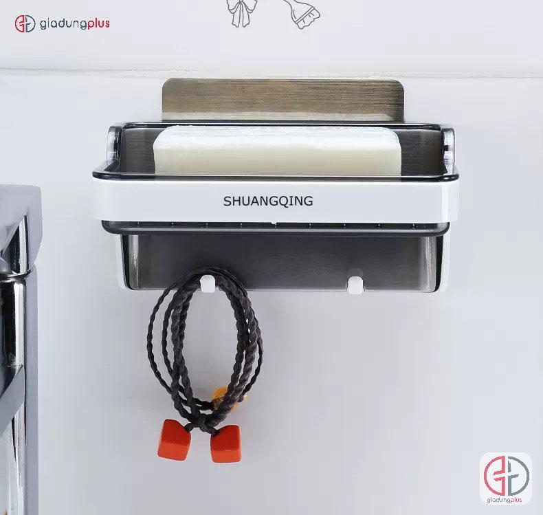 Kệ đựng xà bông dán tường ShuangQing có 2 móc bên dưới để móc đồ tiện lợi
