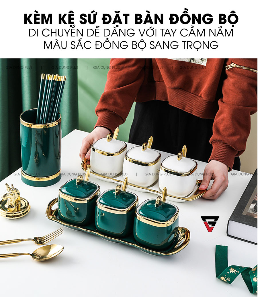 Kèm khay sứ đặt bàn đồng bộ với màu hủ gia vị  | Bộ hủ gia vị sứ đặt bàn viền vàng cao cấp kèm kệ sứ chaobai trên giadungplus