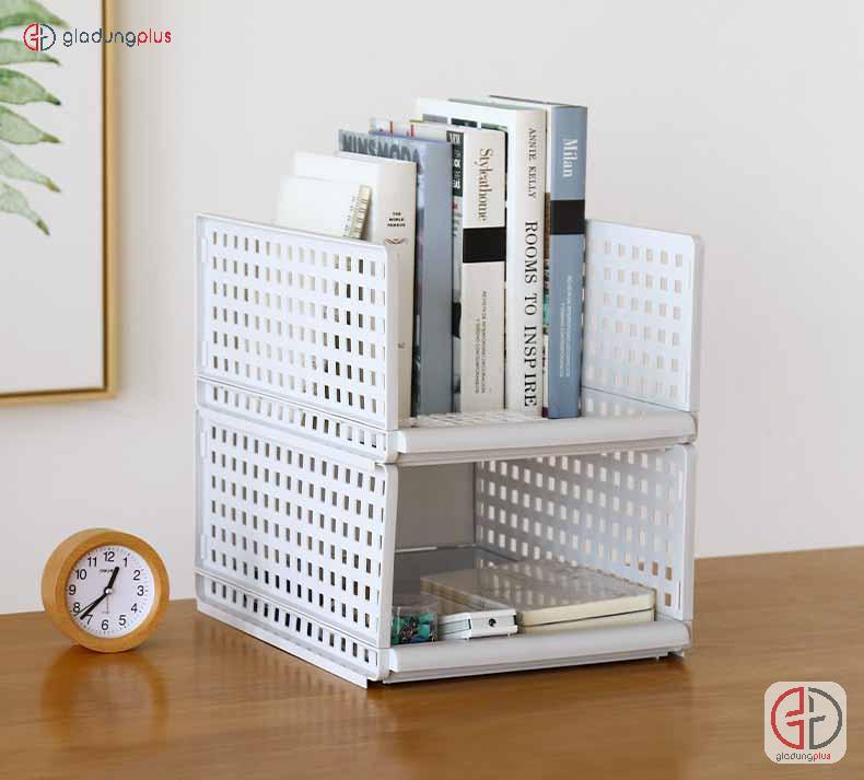 Sử dụng kệ chia ngăn tủ độc lập như giá đựng sách