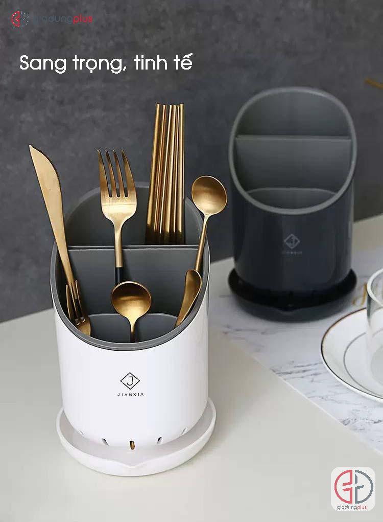 Kích thước của hộp đựng đũa đặt bàn Jianxia là 12.6cm x 18.7cm