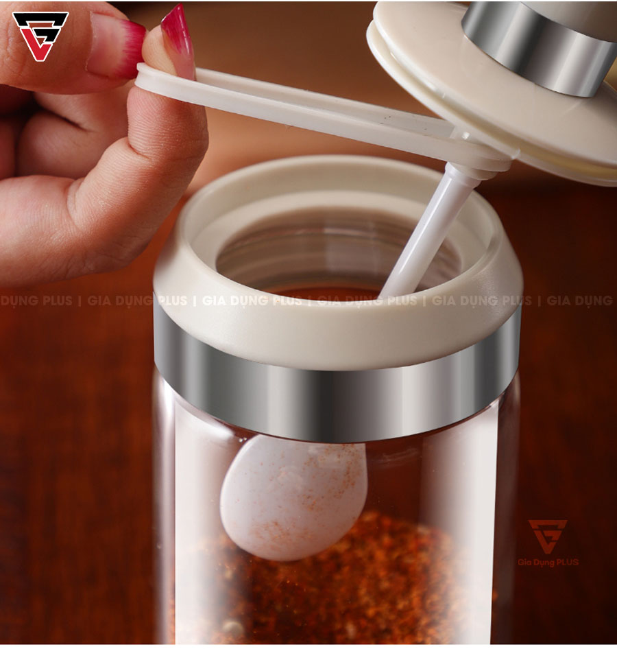 Lọ Đựng Gia Vị Muỗng Liền Nắp Màu Trắng Cao Cấp Zibo Có Đai Cao Su Chống Ẩm
