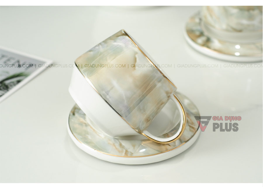 Bộ ấm trà màu cẩm thạch cao cấp | Màu sắc hài hoà với từng đường nét được chau chuốt bởi các thợ thủ công gốm sứ của chúng tôi