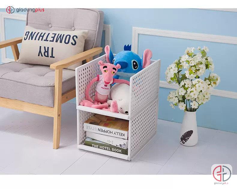 Sử dụng kệ chia ngăn tủ độc lập để đồ chơi và đồ dùng cho phòng khách...