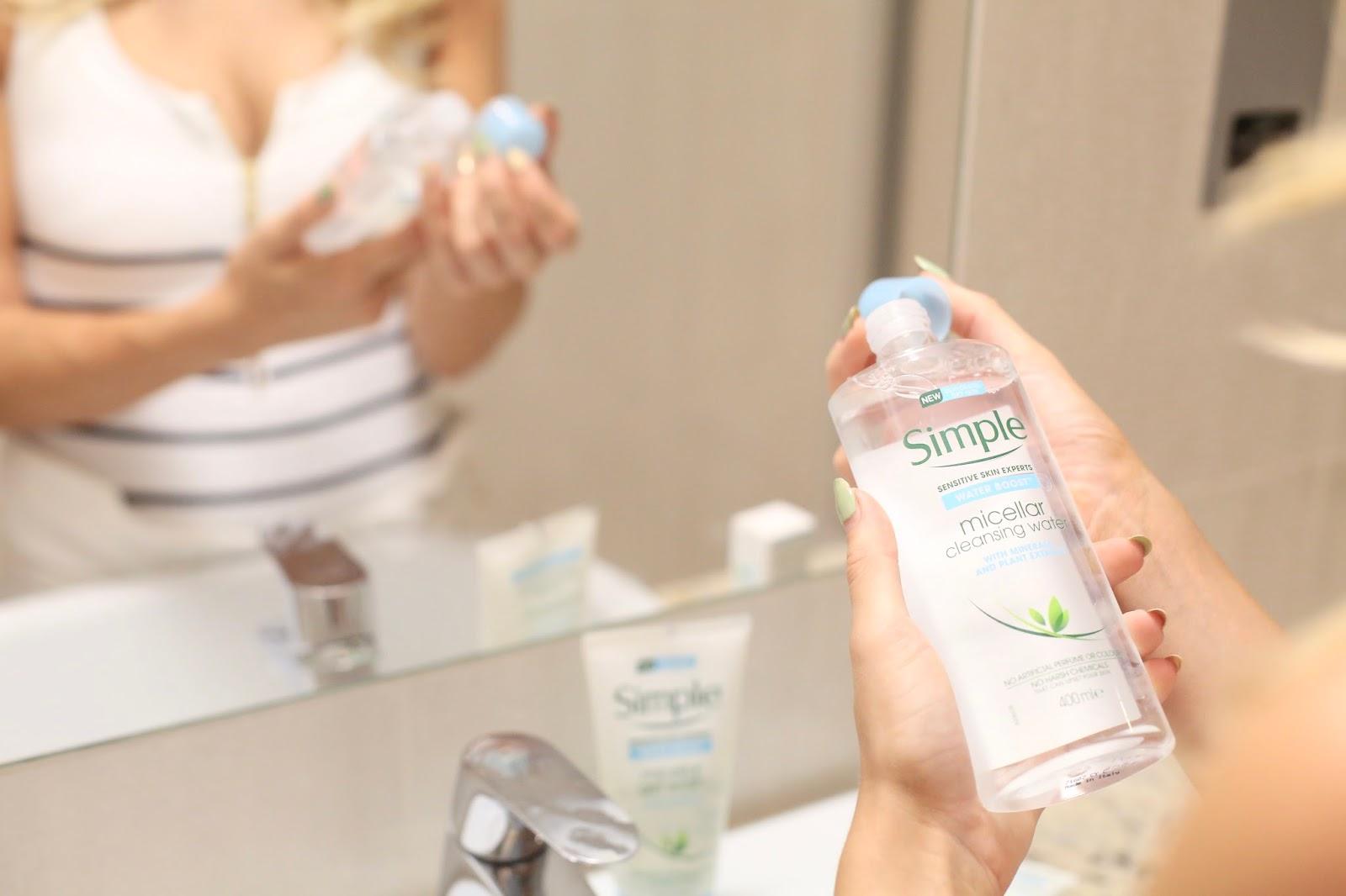 Nước tẩy trang Simple Water Boost Micellar Cleansing Water 200ml