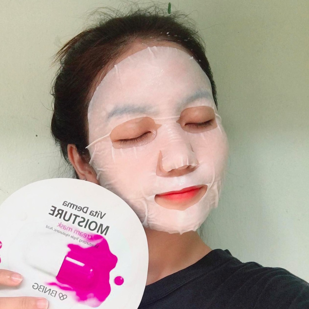 Mặt Nạ Giấy BNBG Cấp Ẩm Đa Tầng Vita Derma Moisture Cream Mask