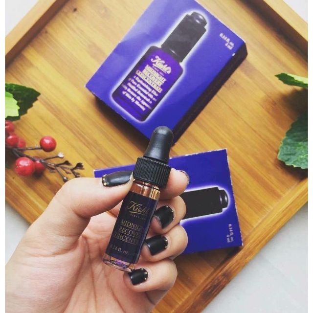 Serum Kiehl’s Midnight Recovery Concentrate