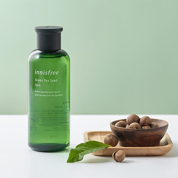 Nước hoa hồng Innisfree Green Tea Seed Skin 200ml