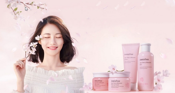 Bộ dưỡng Innisfree Jeju Cherry Blossom Special Kit 4 món