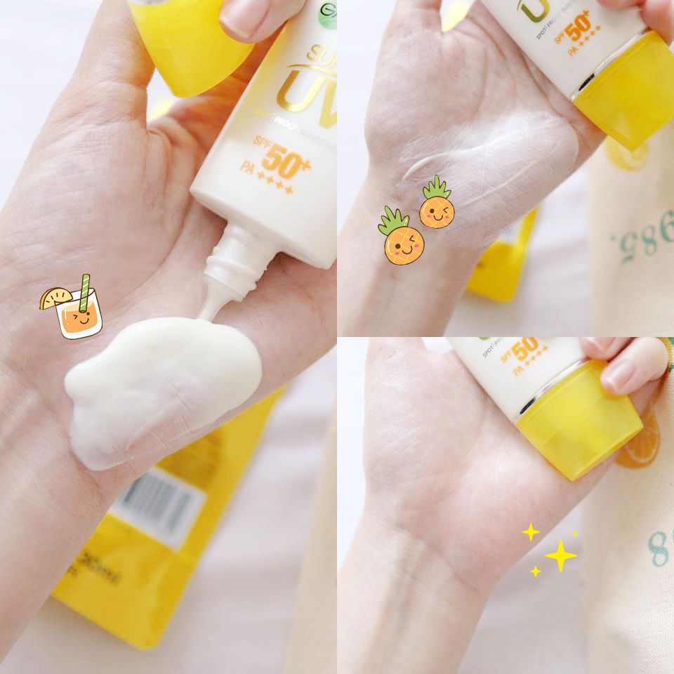 Kem Chống Nắng Garnier Bright Complete Vitamin C Super UV Matte SPF50+ 15ml