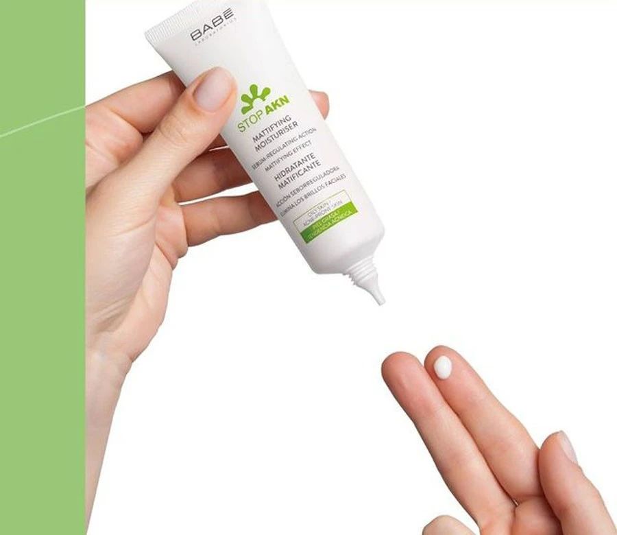 Kem Dưỡng Ẩm Cho Da Dầu Mụn Babe Stop AKN Mattifying Moisturiser 50ml
