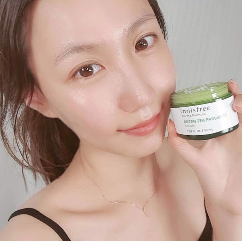 Kem dưỡng Innisfree Derma Formula Green Tea Probiotics