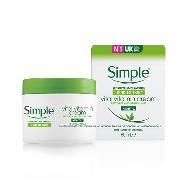 Kem dưỡng Simple Vital Vitamin