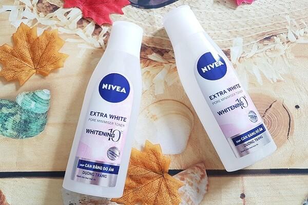 Nước hoa hồng dưỡng trắng Nivea 200ml
