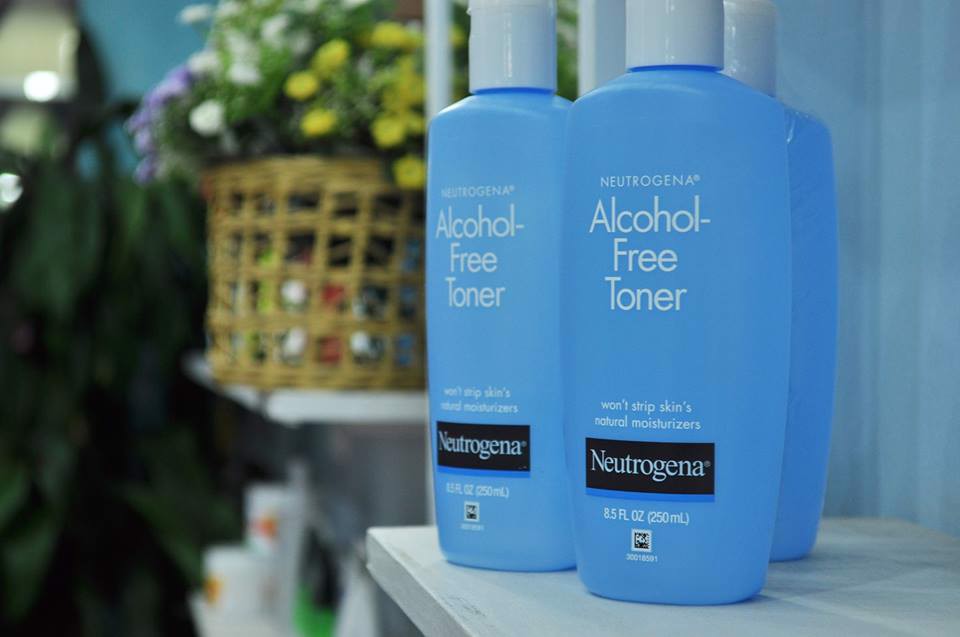 Nước hoa hồng Neutrogena Alcohol Free 150ml