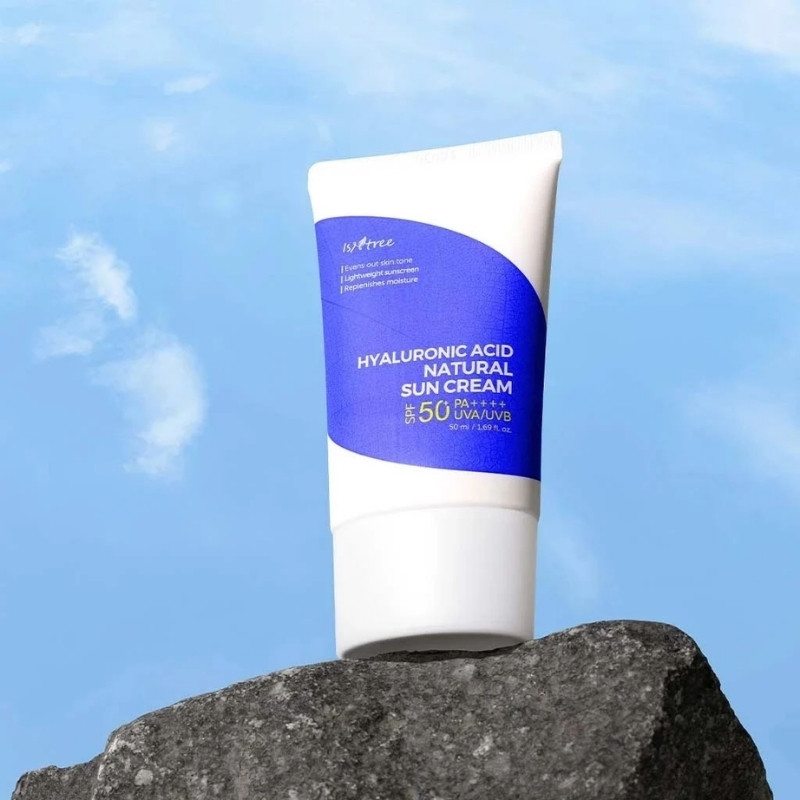 Kem Chống Nắng Vật Lý Isntree Hyaluronic Acid Natural Sun Cream SPF50+ 50ml