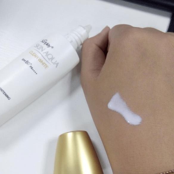 Sữa Chống Nắng Sunplay Skin Aqua Clear White Long Lasting UV Protection SPF50+ 25g