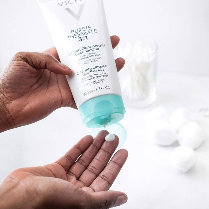 Sữa Rửa Mặt 3 Tác Dụng Vichy Purete Thermale 3 In 1 300ml