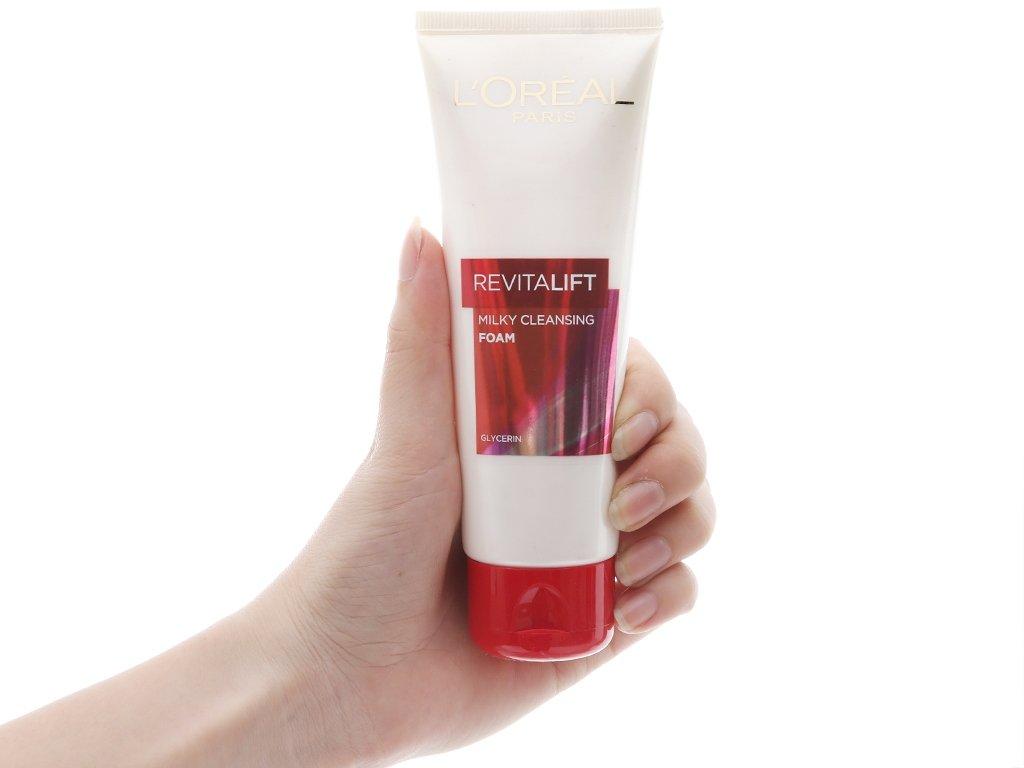 Sữa rửa mặt L'Oreal Revitalift Milky Cleansing Foam 100ml