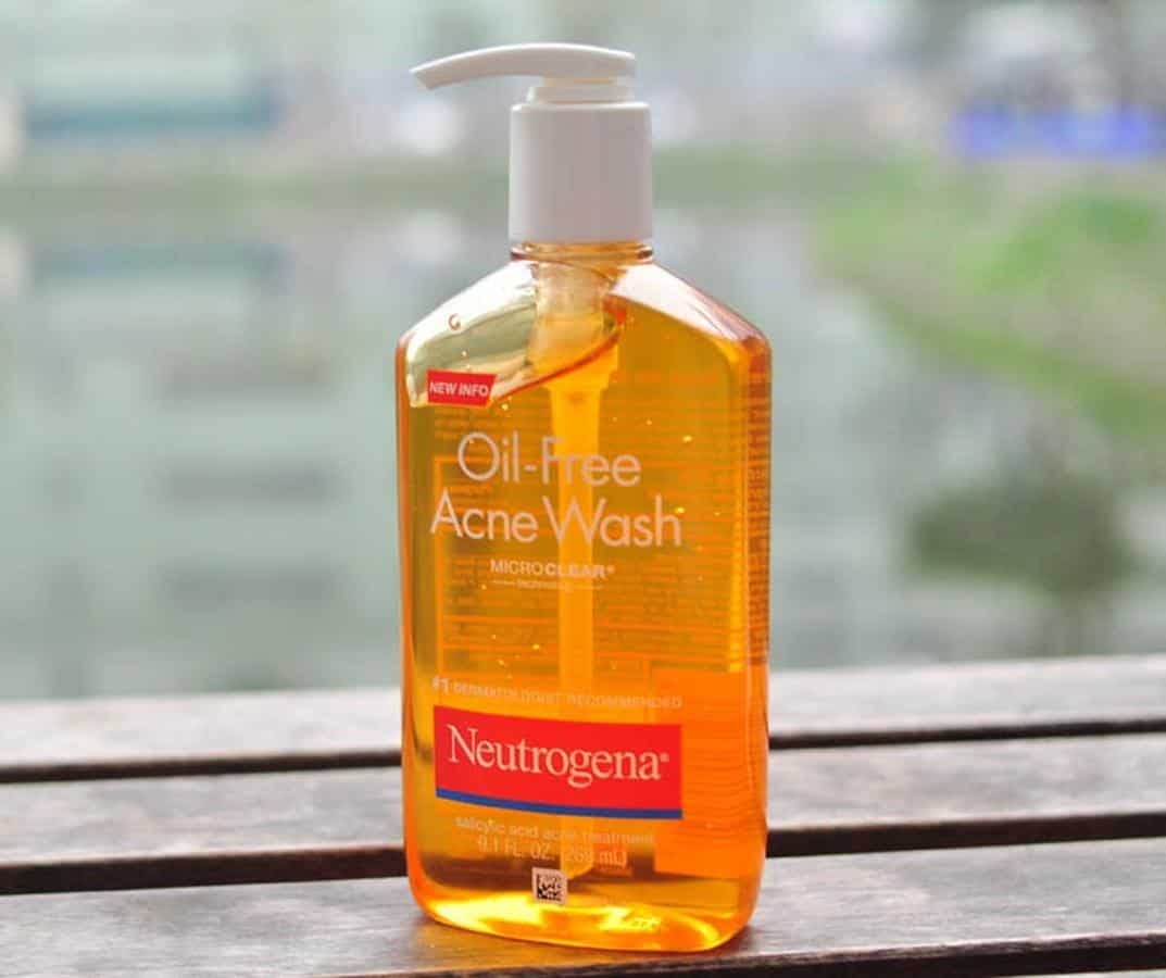 Sữa Rửa Mặt Neutrogena Oil Free Acne Wash 269ml