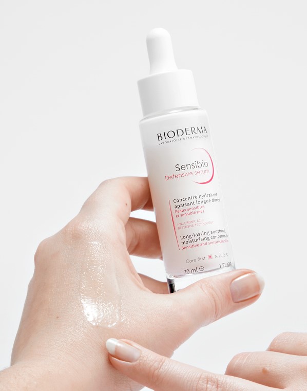 Tinh Chất Dưỡng Ẩm Làm Dịu Cho Da Nhạy Cảm Bioderma Sensibio Defensive Serum 30ml