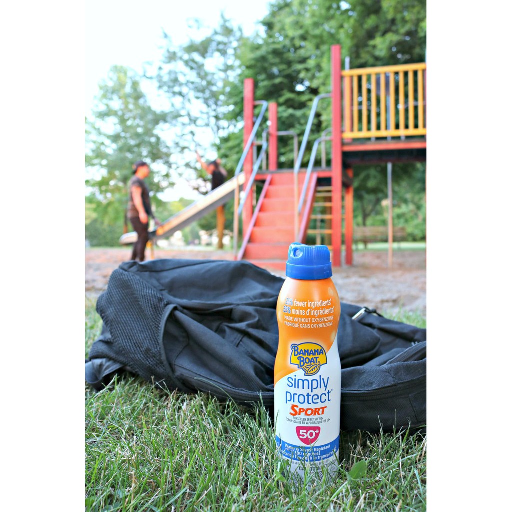 Xịt Chống Nắng Banana Boat Simply Protect Sport SPF50 170g