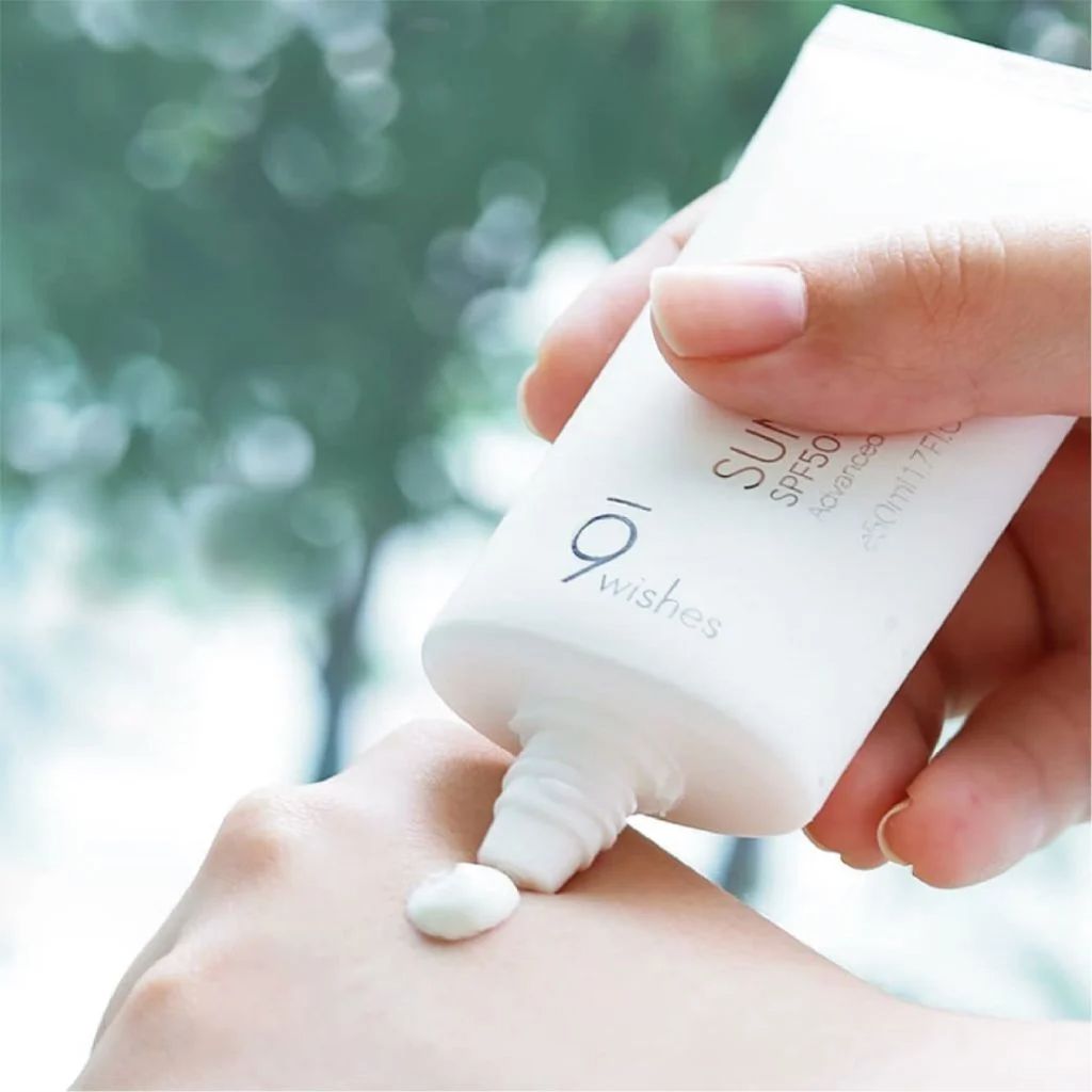 Kem Chống Nắng Dưỡng Ẩm 9Wishes Sun Moisturizer SPF50+ 50ml