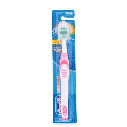 Bàn chải đánh răng Oral B Classic (Việt)