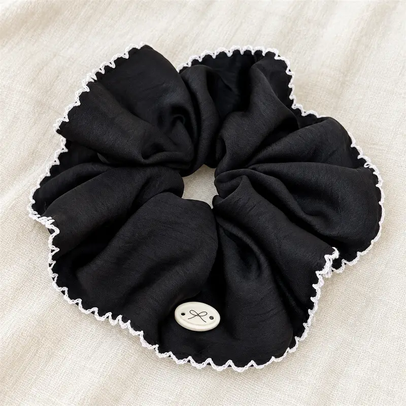 Chi tiết dây buộc tóc scrunchies kiểu pháp