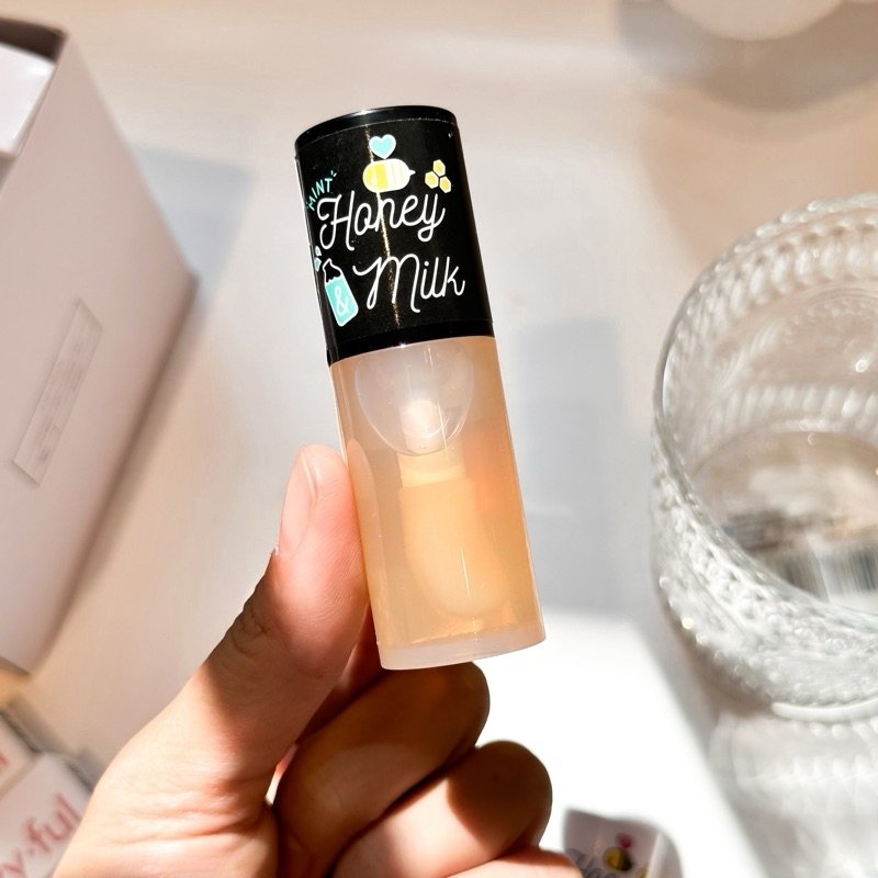 Son Dưỡng Môi Dạng Dầu A'Pieu Honey Milk Lip Oil 5g