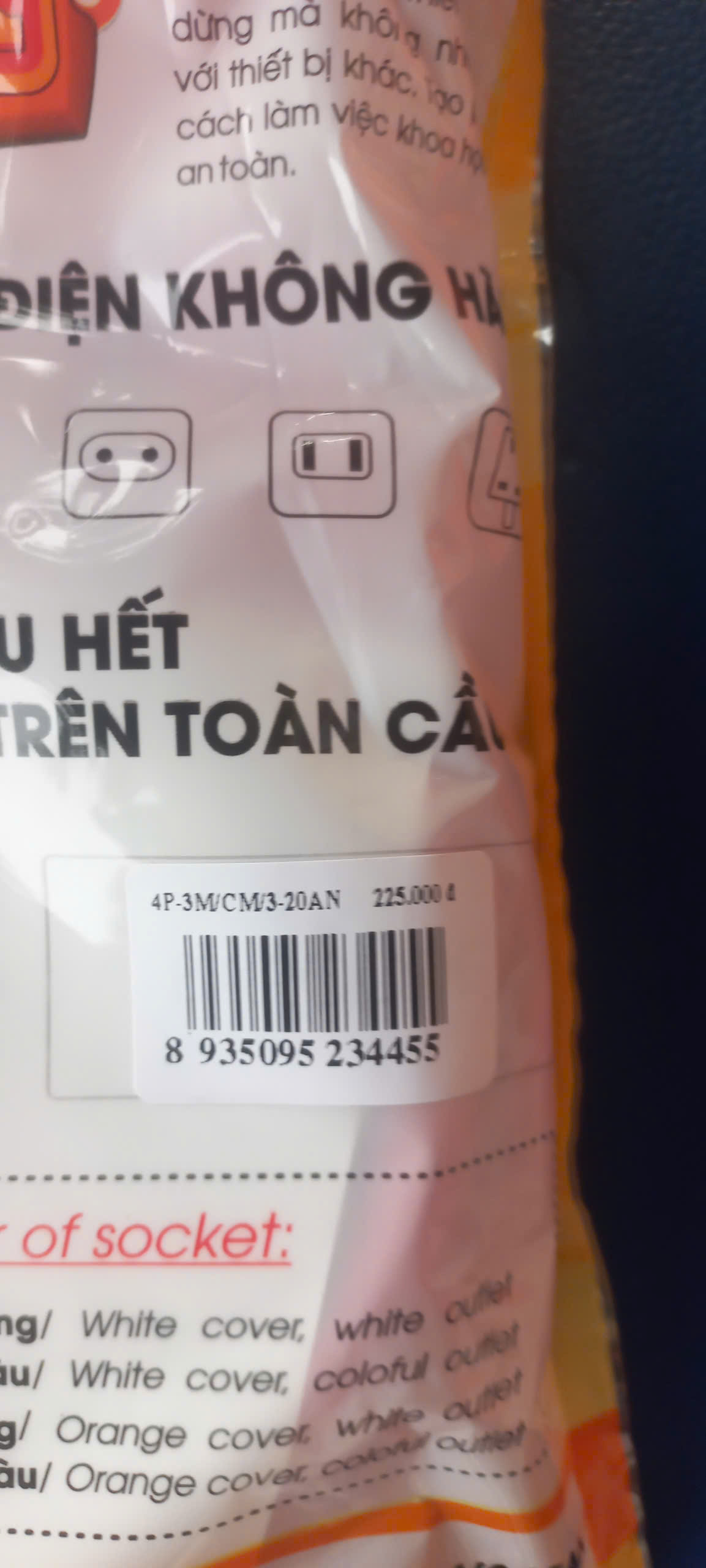 Ổ cắm Lioa kéo dài siêu tải có dây 3 lõi, 3m, 20A thân cam, mặt nhiều màu(4P-3M/CM/3-20A)
