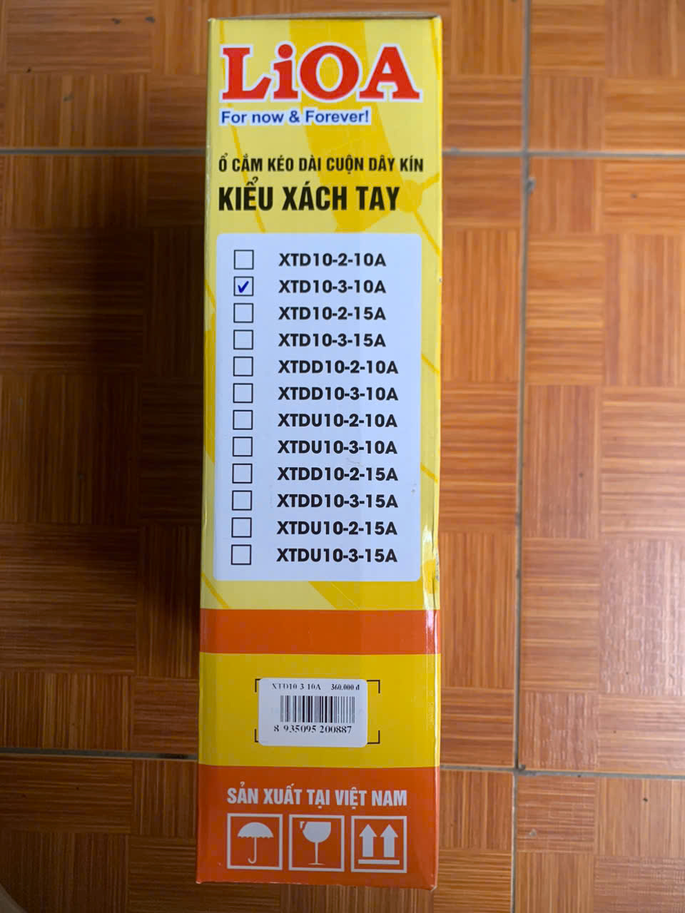 Ổ cắm Lioa kéo dài kiểu xách tay XTD10-3-10A