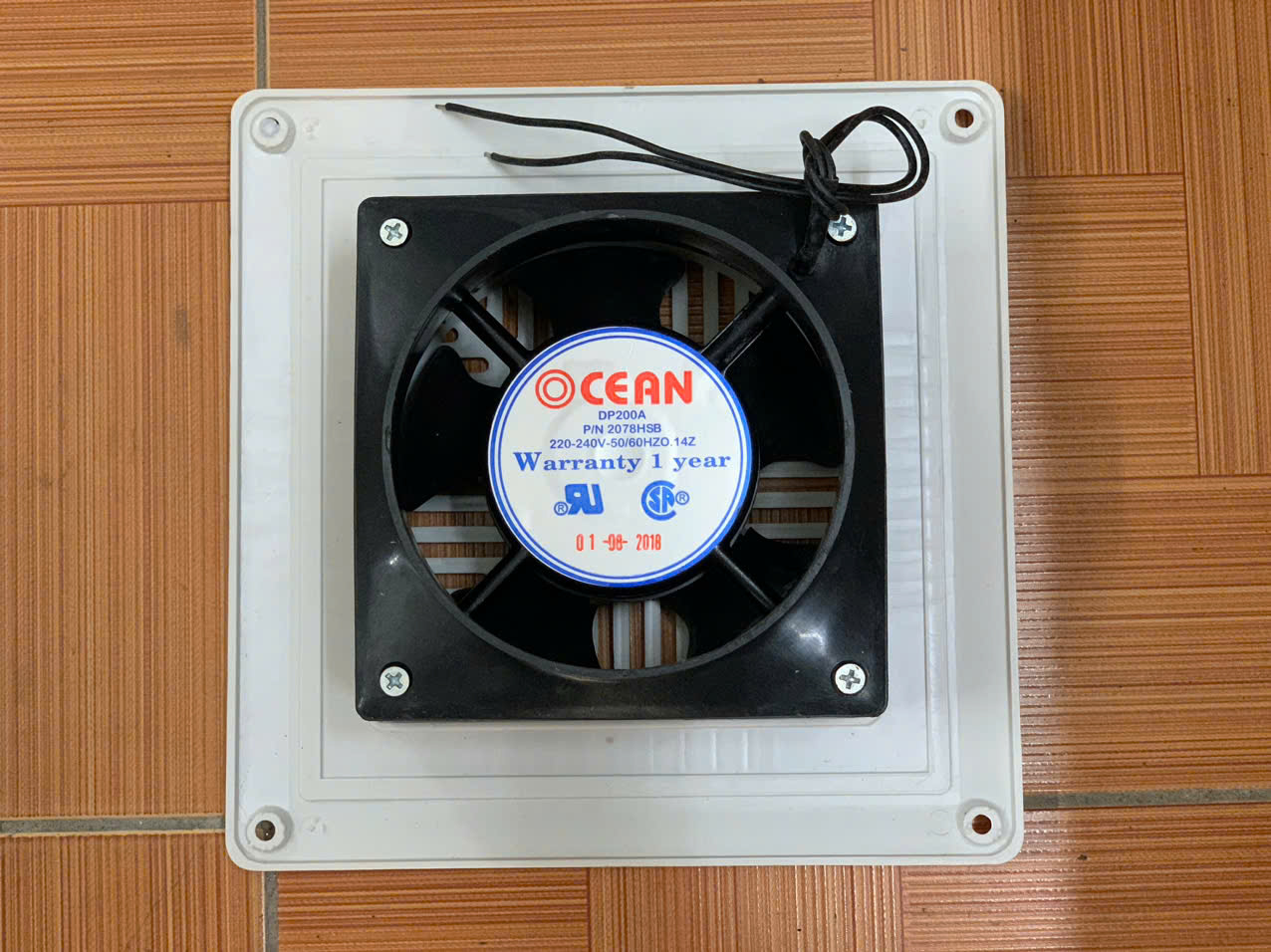 Quạt thông gió OCS10B1 Ocean (Hàng mẫu trưng bày)