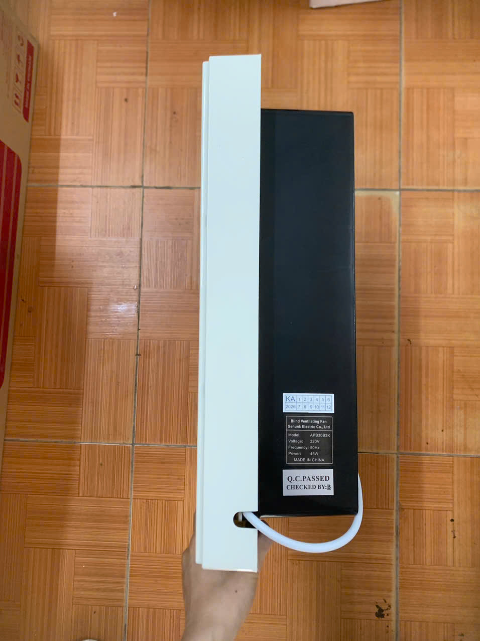 Quạt thông gió gắn tường 35x35 APB30B3K Genunk