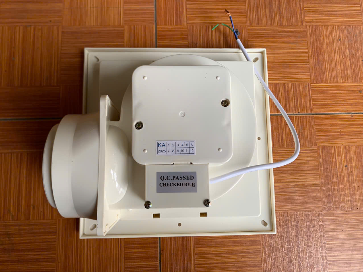 Quạt thông gió âm trần 25x25 BPT12-24C Genunk