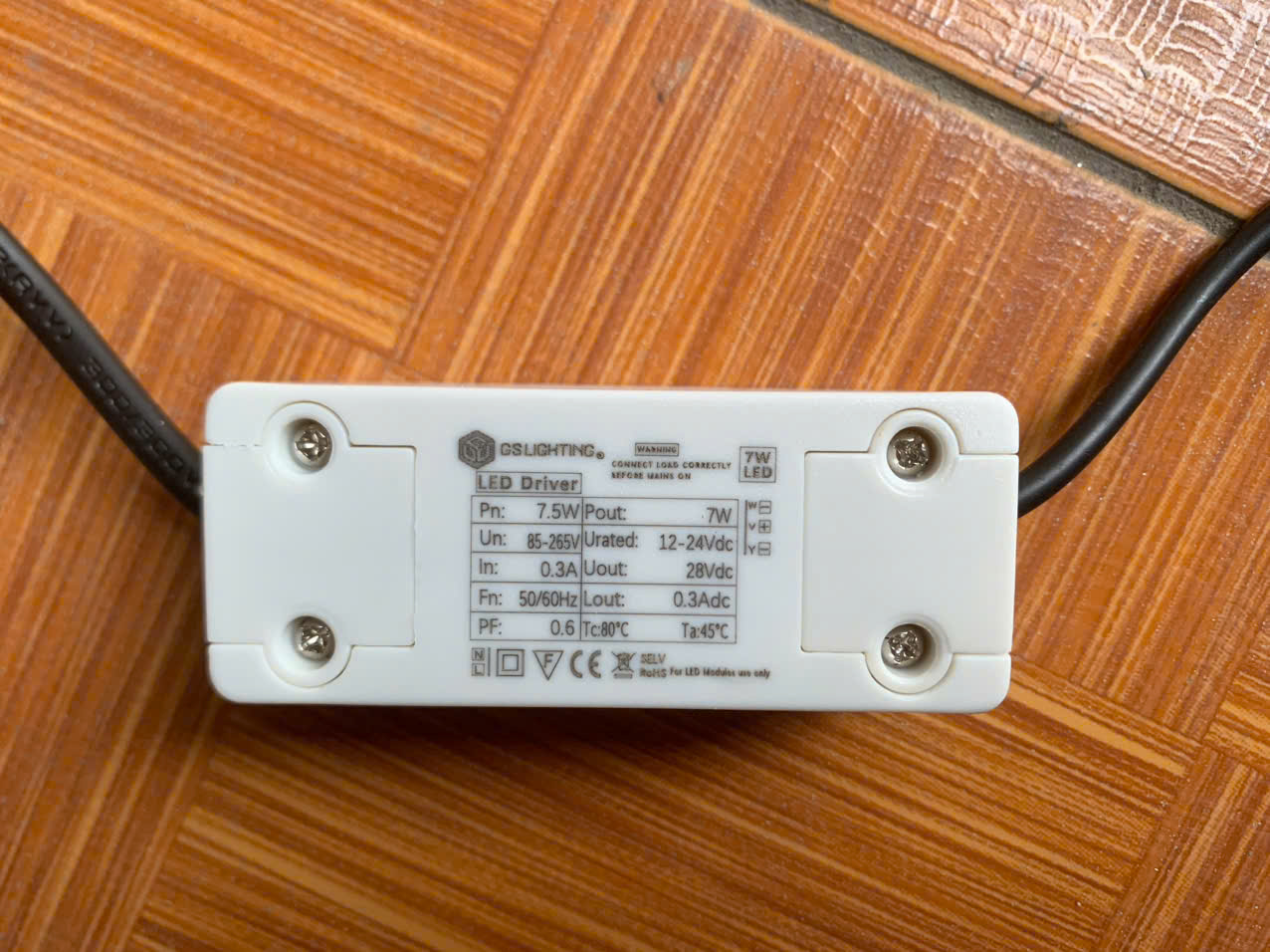 Đèn âm trần chỉnh góc 7W GSLighting ánh sáng trắng/vàng/trung tính (GSATCG7-N)