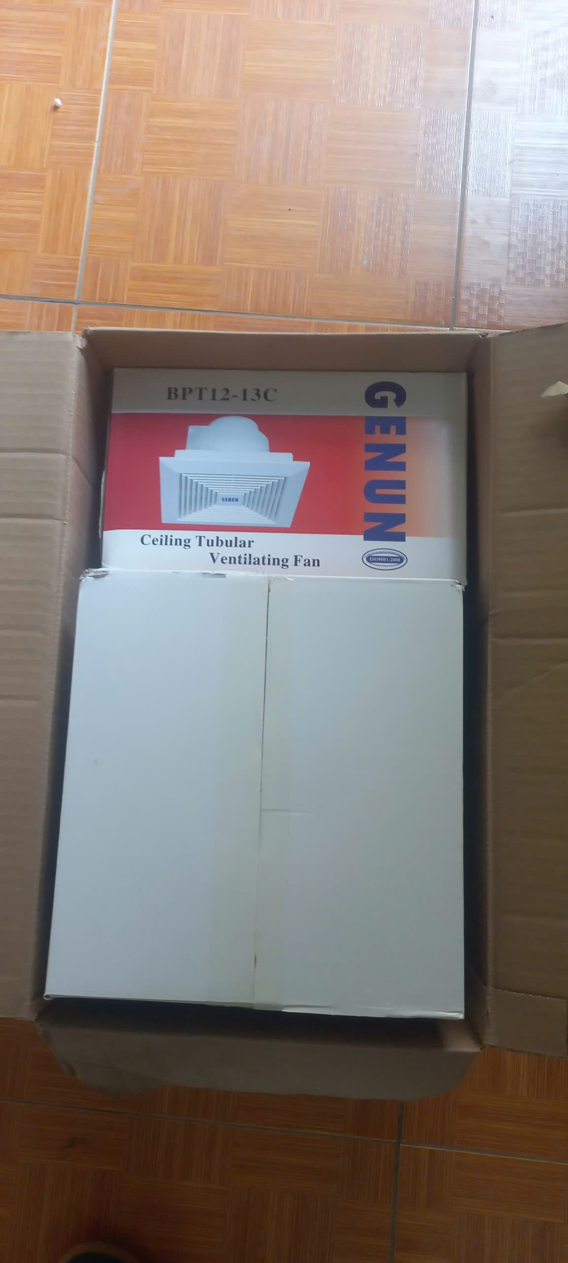 Quạt thông gió âm trần 20x20 BPT12-13C Genunk