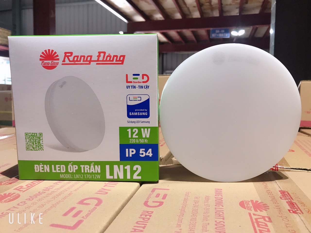 Đèn LED ốp trần tròn 12W đế nhôm Rạng Đông (LN12 170/12W)