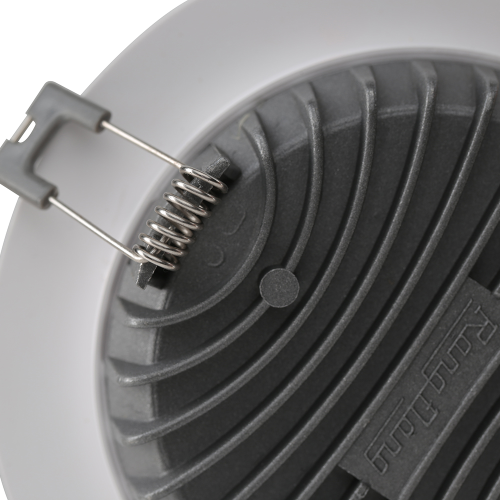 Đèn LED âm trần 90/7W viền vàng/viền bạc Rạng Đông (AT10 90/7W)