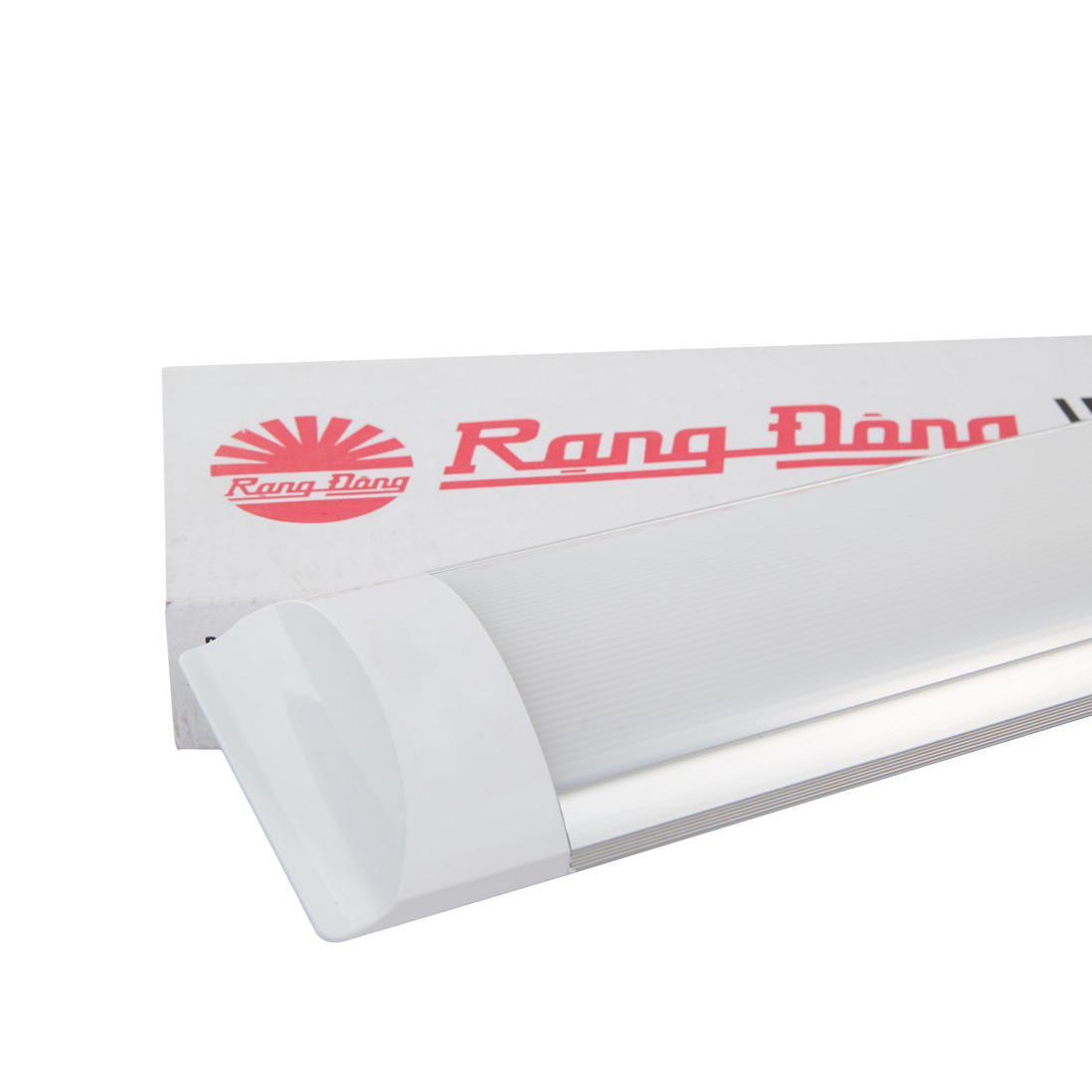 Đèn LED bán nguyệt M26 0.6m 18W Rạng Đông (M26 600/18W)