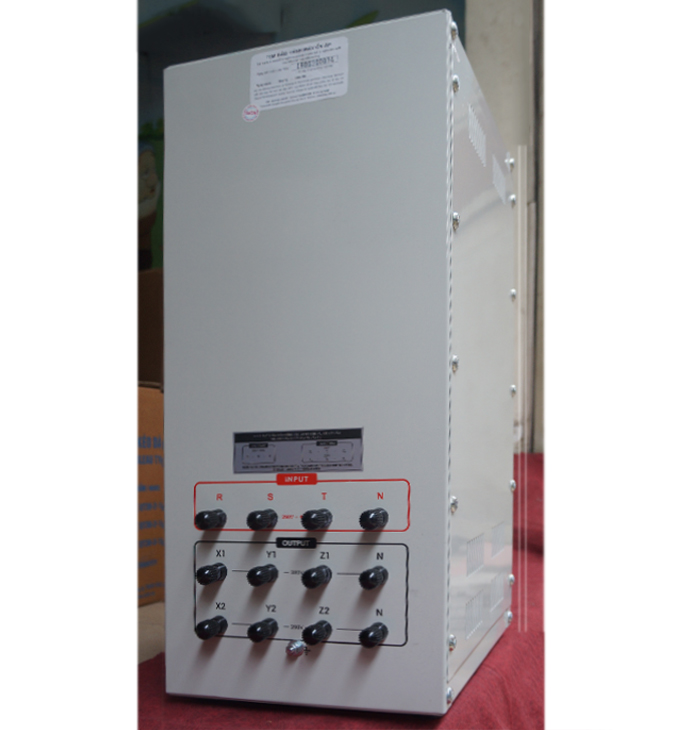 Ổn áp Lioa 3 pha 6kVA DR3