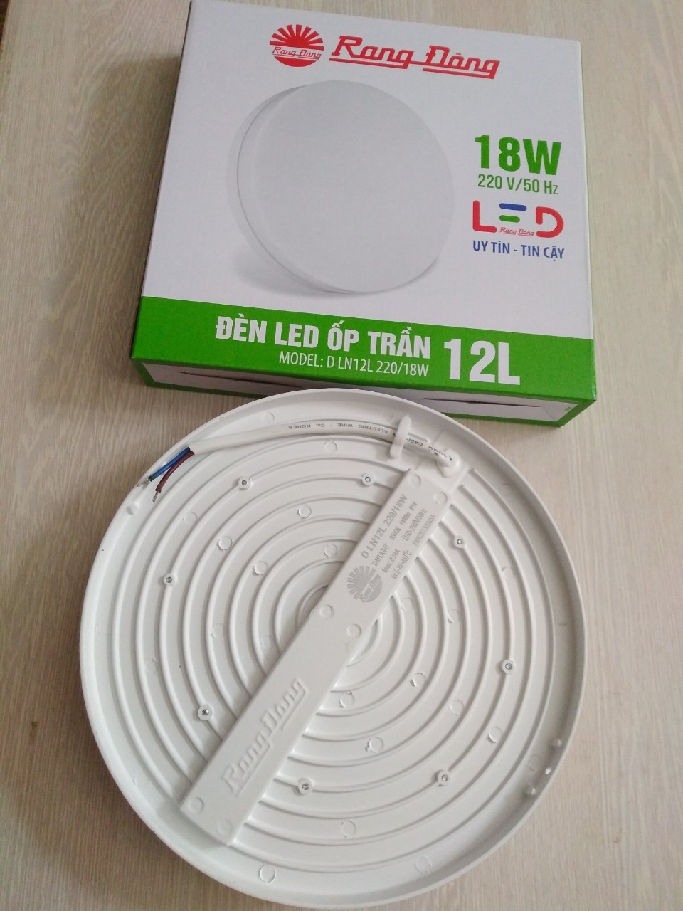 Đèn LED ốp trần tròn 18W đế nhôm Rạng Đông (LN12 220/18W)