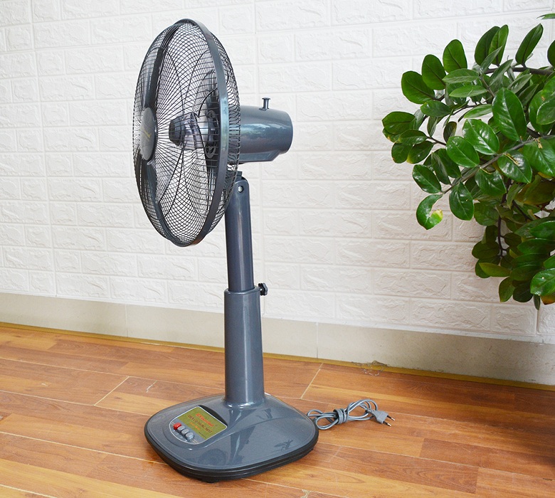 Quạt đứng Mini cánh 400-ĐK Vinawind (QĐM400-ĐK)