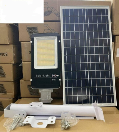 Đèn đường năng lượng mặt trời ánh sáng vàng 500W Green Viet (BCV-500)