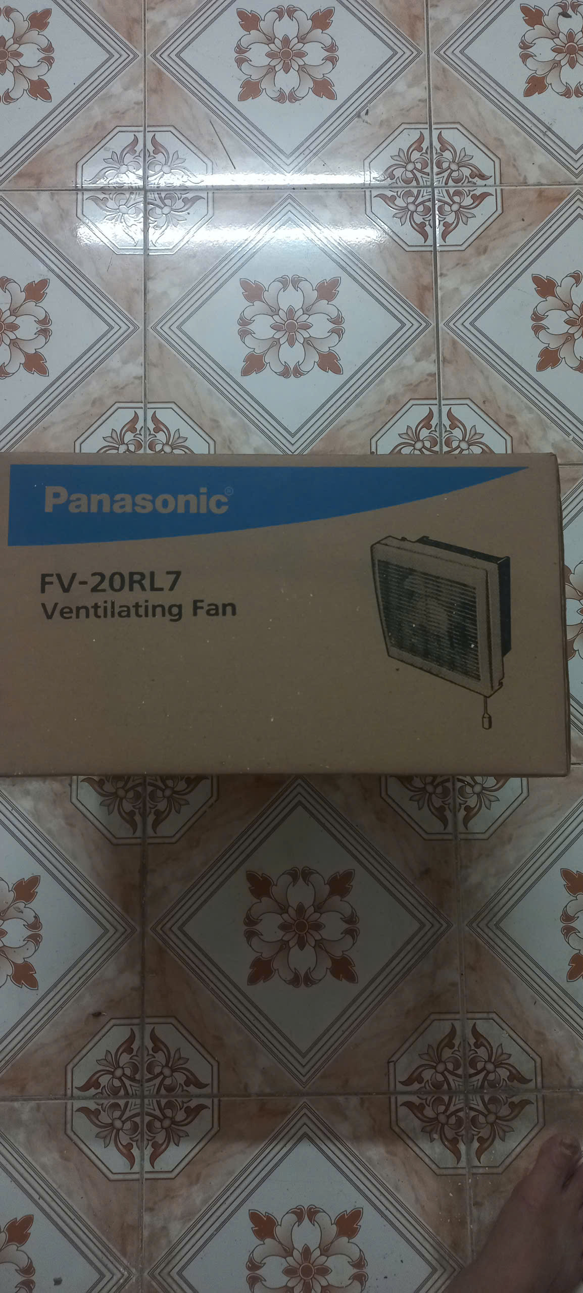 Quạt hút gắn tường FV-20RL7 Panasonic ĐK 25cm (loại 2 chiều, có màn che) Hàng mới chưa sử dụng